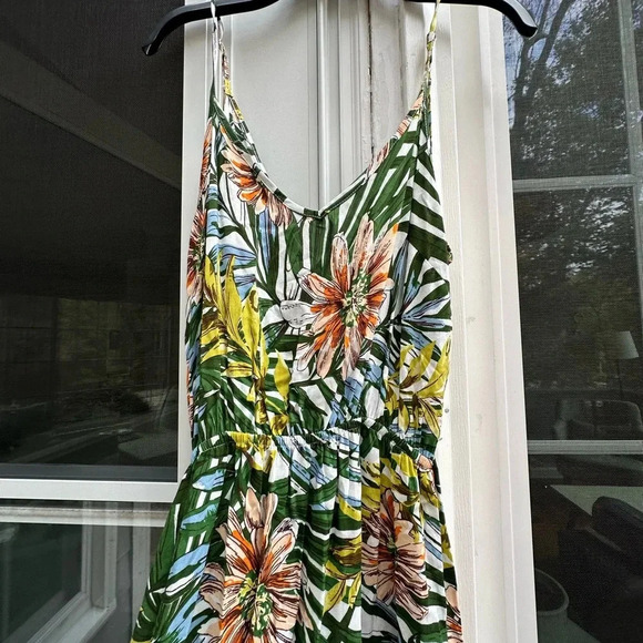 Lord & Taylor dress - Picture 8 of 10